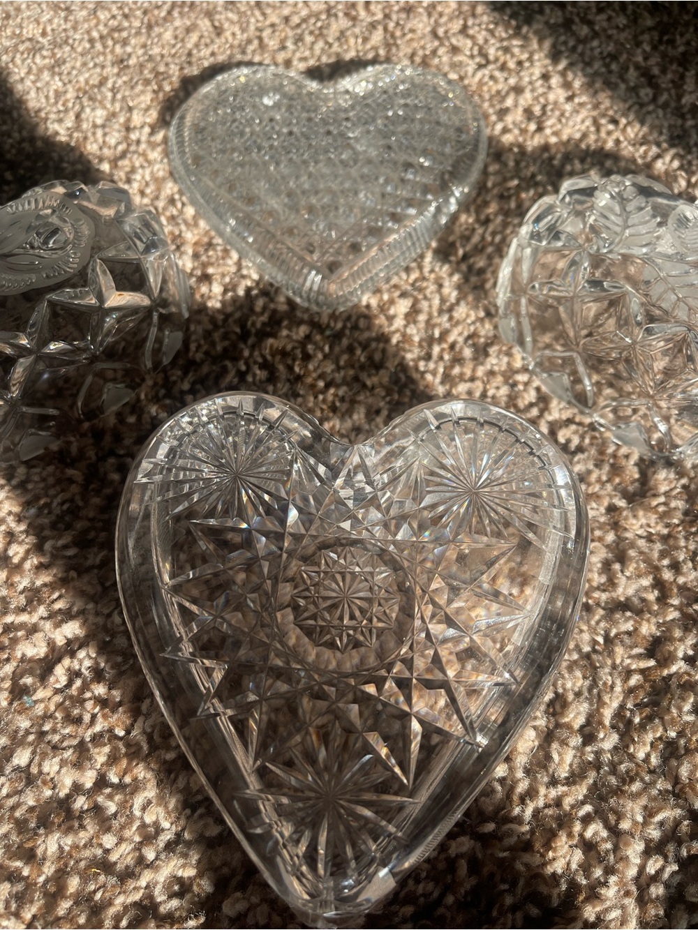 Clear Glass Heart Trinket Dishes - Set of 4 - Picture 8 of 10